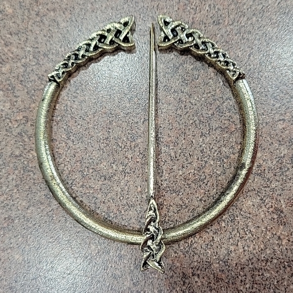 Irish Sweater/Jacket/Scarf Pins!!! - Picture 4 of 8